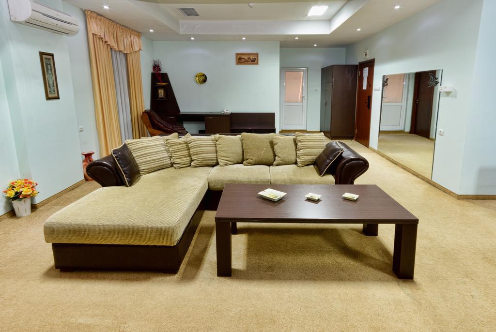 פלובדיב Hotel Afrodita מראה חיצוני תמונה